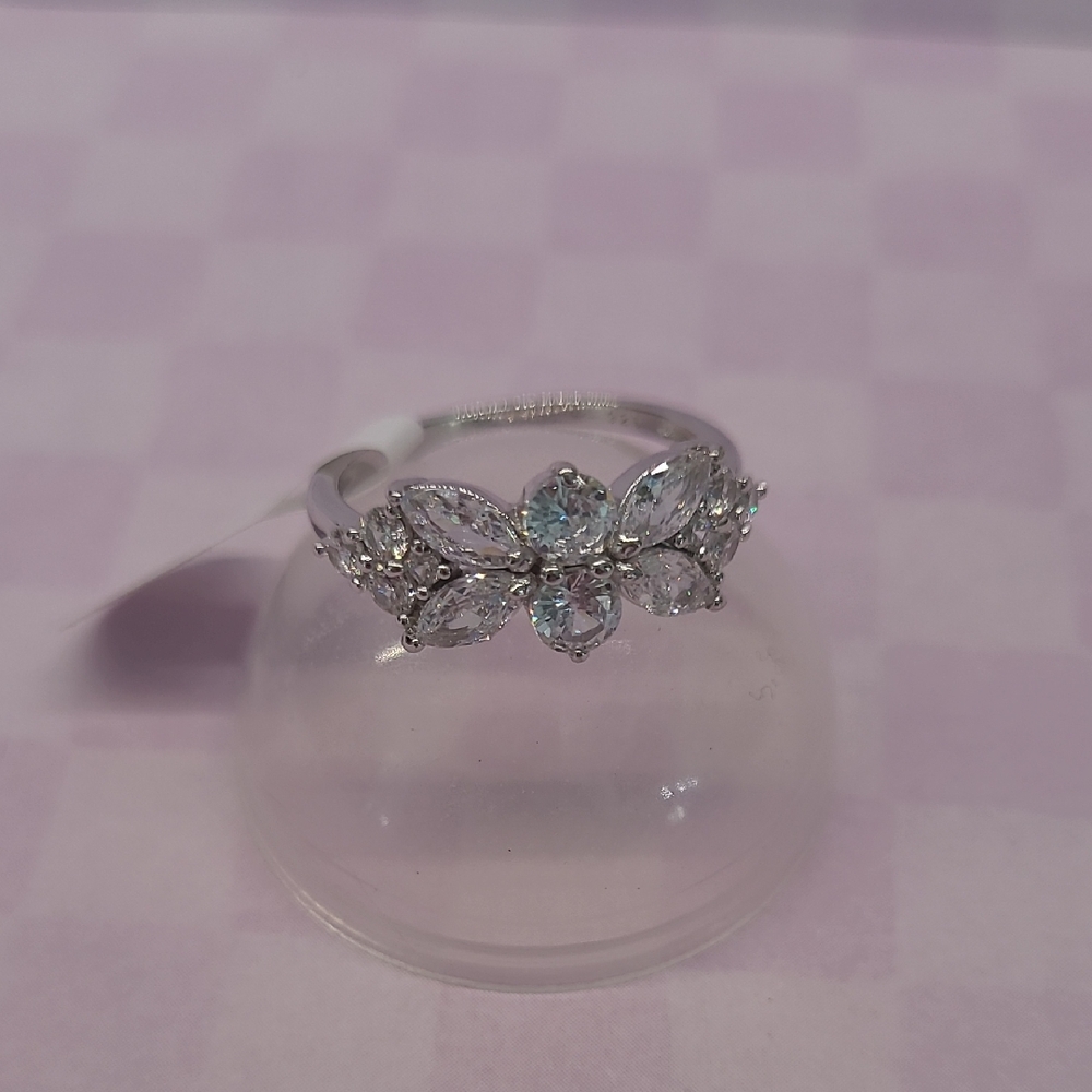 Sterling Silver Flower Cluster Ring with Clear Stones - Size 8